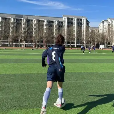 孟坤美